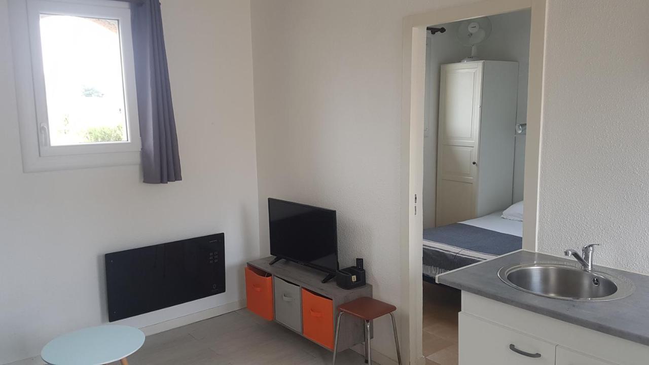 פלורי Appartement T2 Avec Cabine A St Pierre La Mer מראה חיצוני תמונה